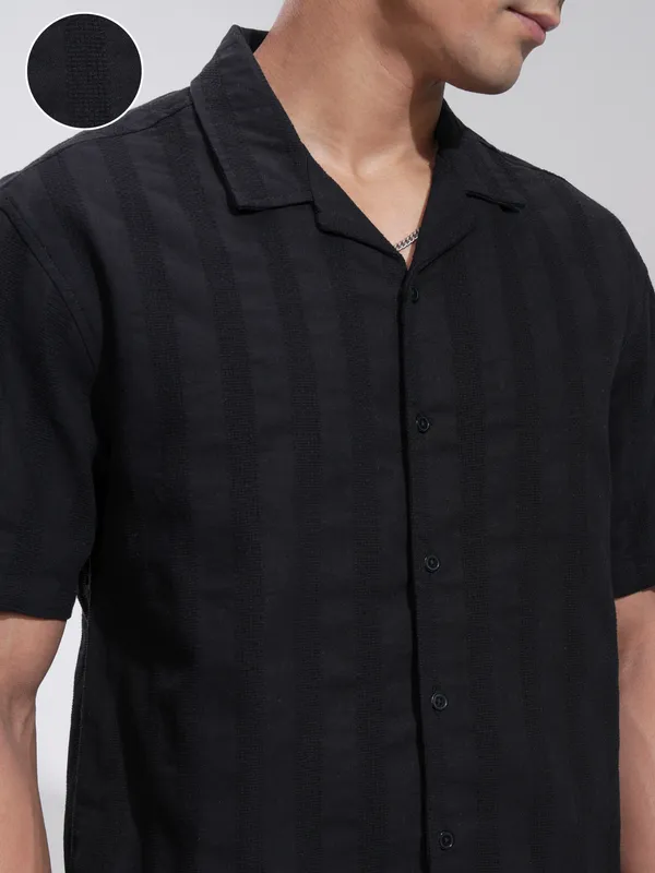 Highlander Men Black Striped Relaxed Fit Casual Shirt