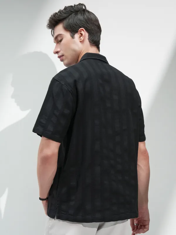 Highlander Men Black Self Design Relaxed Fit Casual Shirt