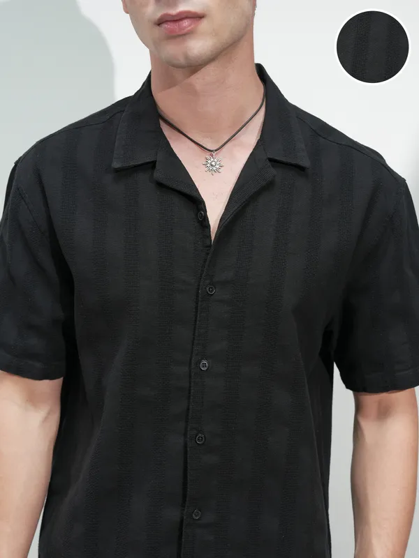 Highlander Men Black Self Design Relaxed Fit Casual Shirt