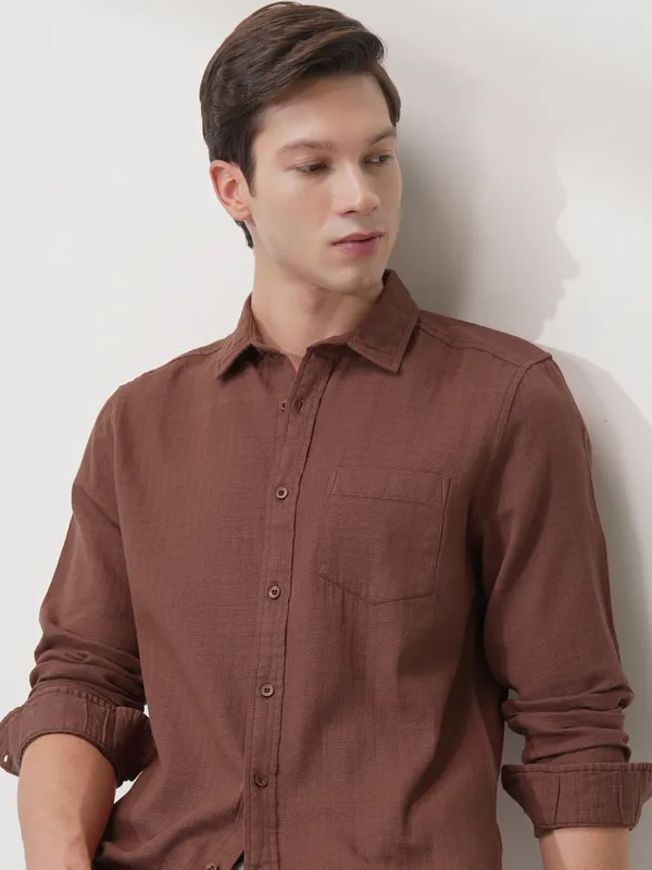 Highlander Men Brown Self Design Slim Fit Casual Shirt