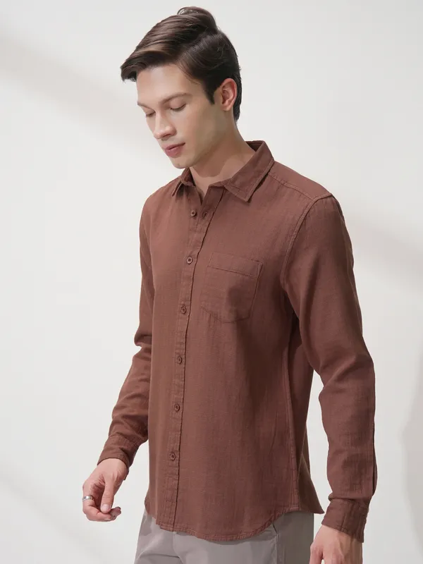Highlander Men Brown Self Design Slim Fit Casual Shirt