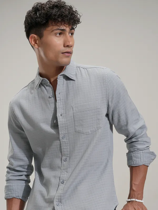 Highlander Men Grey Self Design Slim Fit Casual Shirt