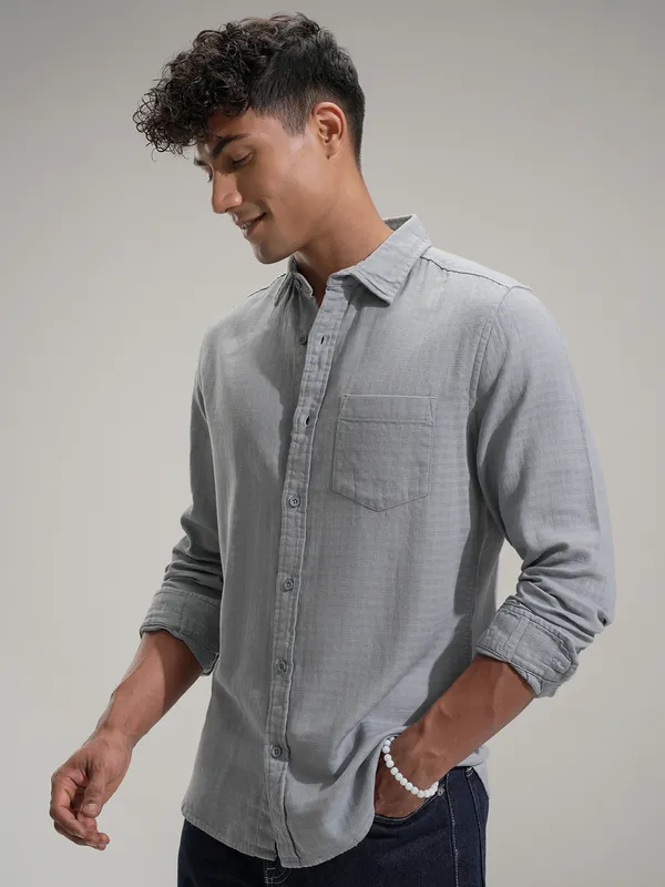 Highlander Men Grey Self Design Slim Fit Casual Shirt