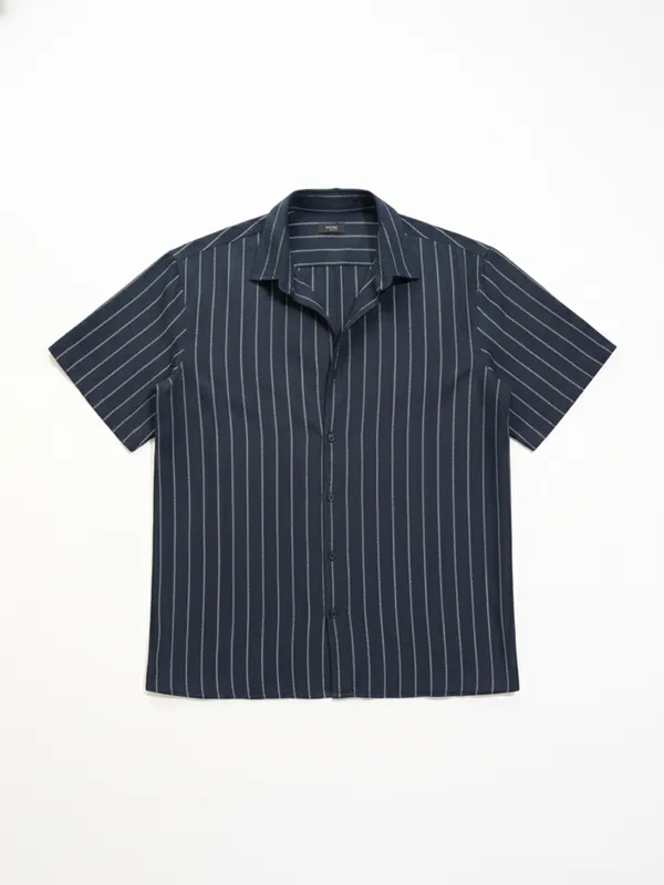 Highlander Men Blue Striped Relaxed Fit Casual Shirt