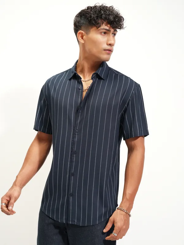 Highlander Men Blue Striped Relaxed Fit Casual Shirt