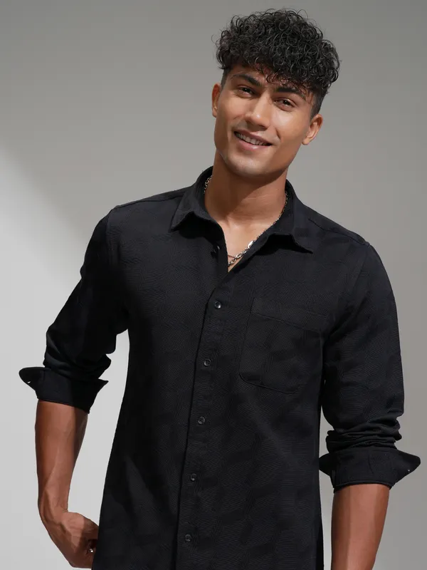 Highlander Men Black Slim Fit Self Design Casual Shirt