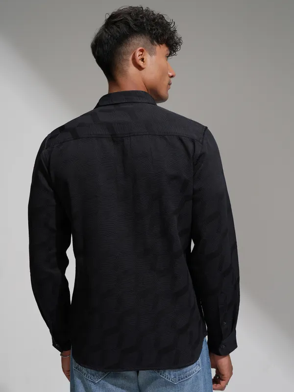Highlander Men Black Slim Fit Self Design Casual Shirt