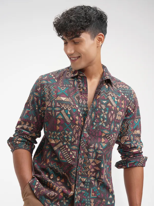 Highlander Men Brown Printed Slim Fit Casual Shirt