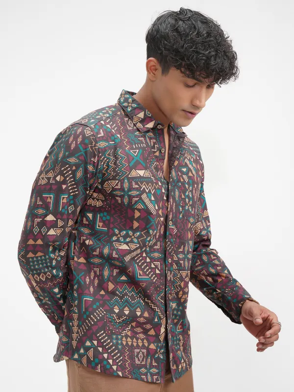 Highlander Men Brown Printed Slim Fit Casual Shirt