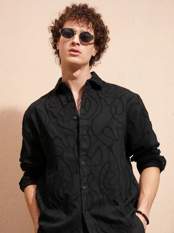 Highlander Men Black Self Design Relaxed Fit Casual Shirt