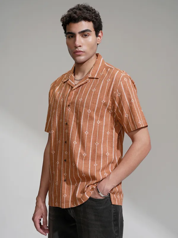 Highlander Men Rust Printed Relaxed Fit Casual Shirt