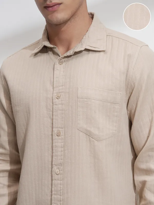 Highlander Men Beige Self Design Relaxed Fit Casual Shirt