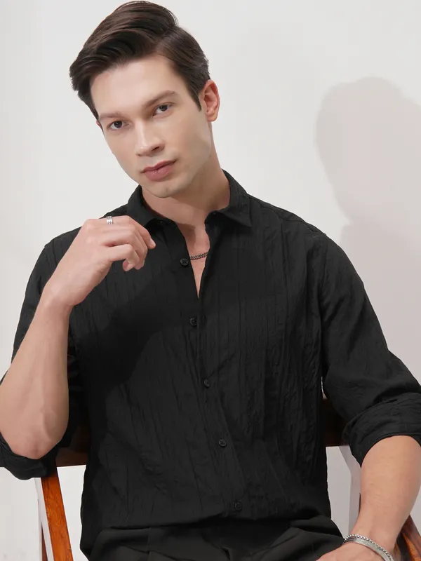 Men Slim Fit Casual Shirt