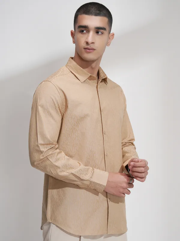 Highlander Men Beige Self Design Slim Fit Casual Shirt