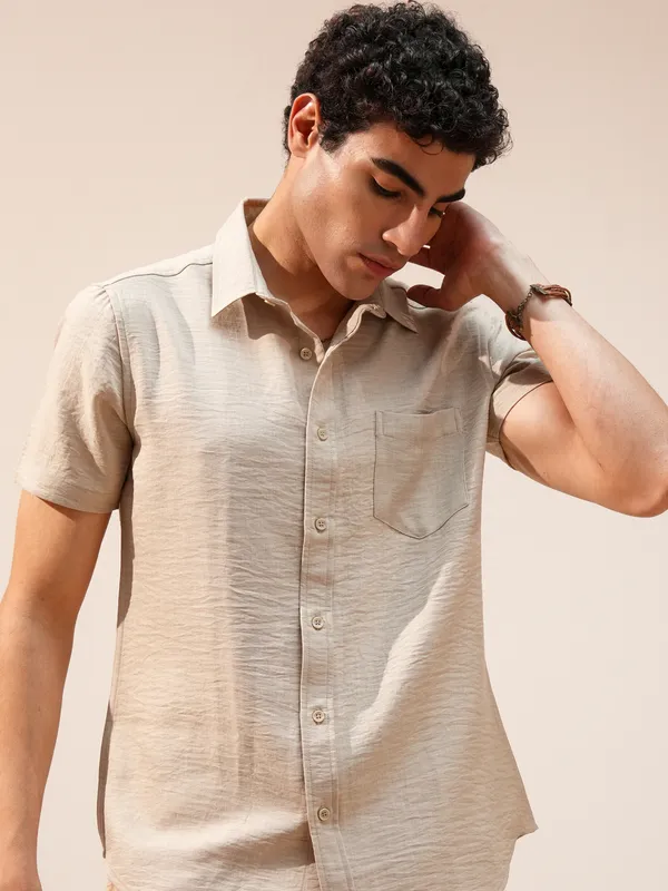 Men Slim Fit Casual Shirt