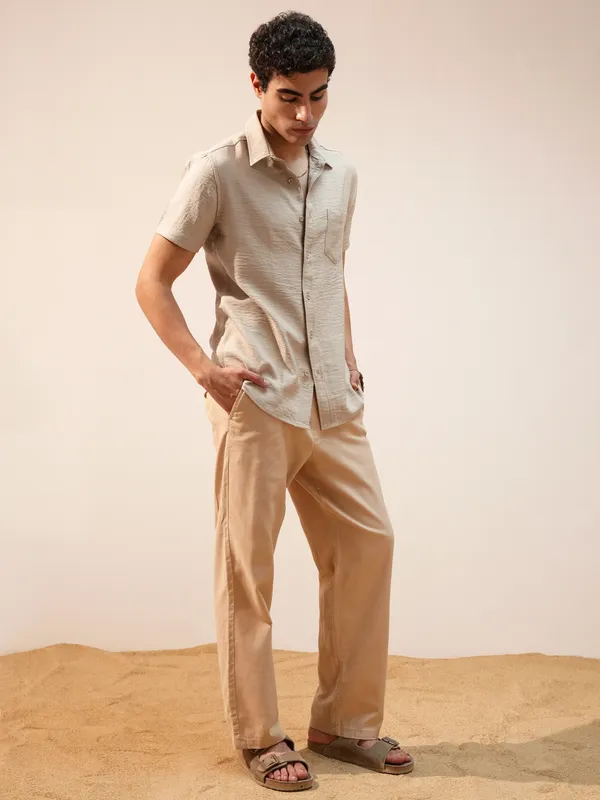 Highlander Men Beige Self Design Slim Fit Casual Shirt