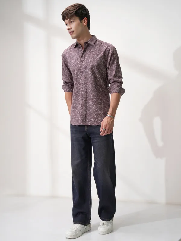 Highlander Men Purple Printed Slim Fit Casual Shirt