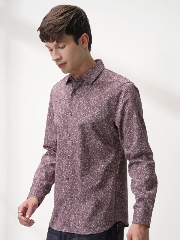 Highlander Men Purple Printed Slim Fit Casual Shirt