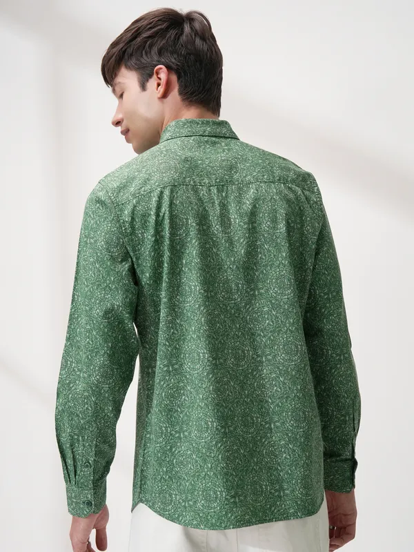 Highlander Men Green Printed Slim Fit Casual Shirt