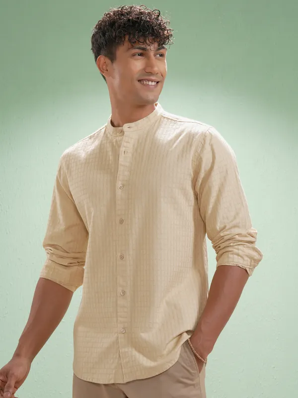 Highlander Men Beige Self Design Slim Fit Casual Shirt