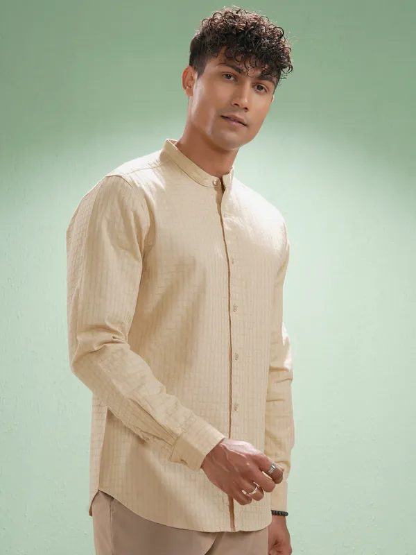 Highlander Men Beige Self Design Slim Fit Casual Shirt