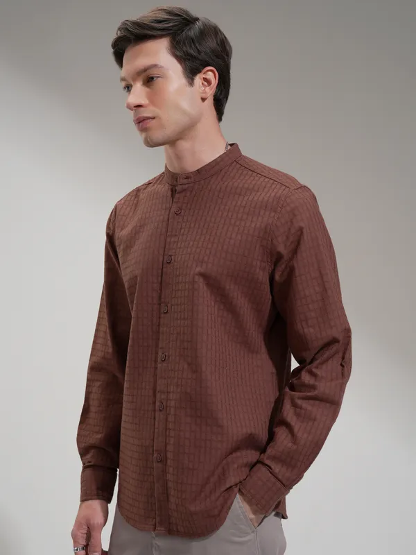 Highlander Men Brown Self Design Slim Fit Casual Shirt