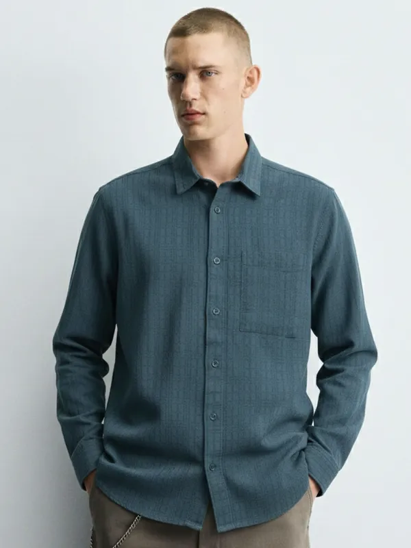 Highlander Men Blue Checked Relaxed Fit Casual Shirt