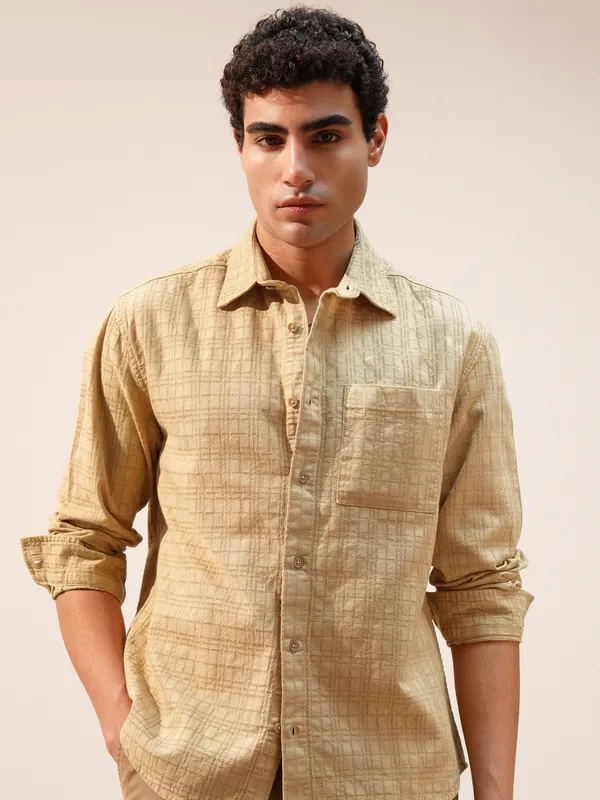 Highlander Men Beige Self Design Relaxed Fit Casual Shirt