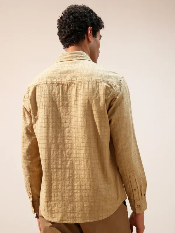 Highlander Men Beige Self Design Relaxed Fit Casual Shirt