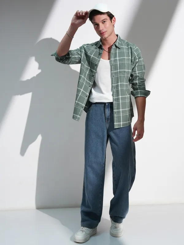 Highlander Men Green Checked Slim Fit Casual Shirt