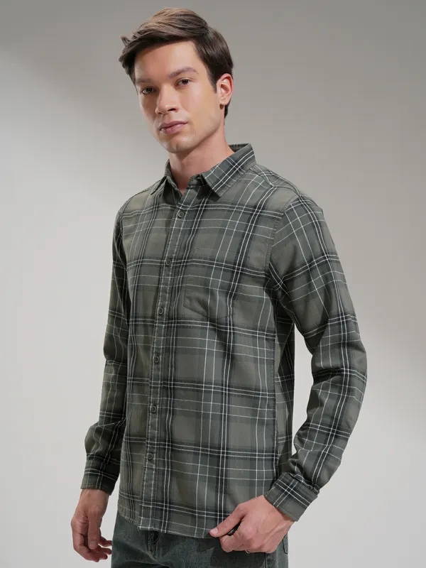 Highlander Men Olive Checked Slim Fit Casual Shirt