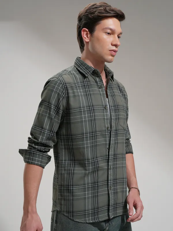 Highlander Men Olive Checked Slim Fit Casual Shirt