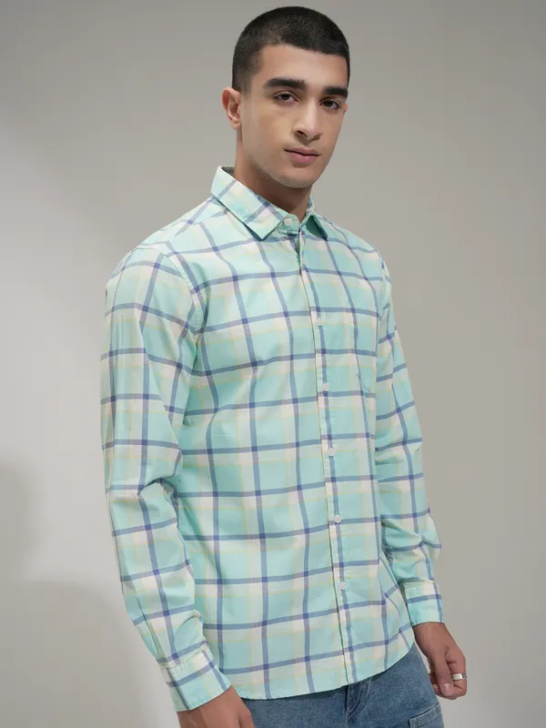 Highlander Men Teal Checked Slim Fit Casual Shirt