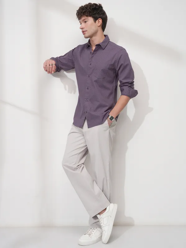 Highlander Men Purple Self Design Slim Fit Casual Shirt