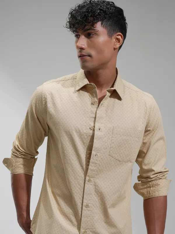 Highlander Men Beige Self Design Slim Fit Casual Shirt