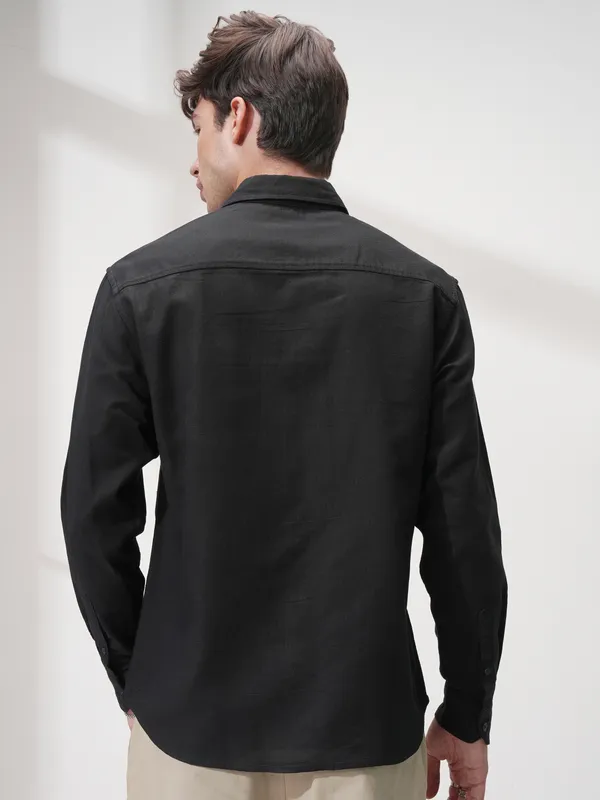 Highlander Men Black Self Design Relaxed Fit Casual Shirt