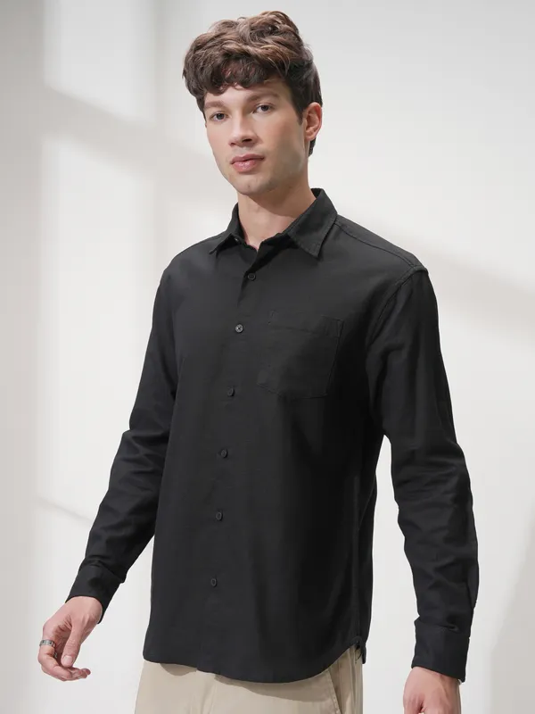 Highlander Men Black Self Design Relaxed Fit Casual Shirt