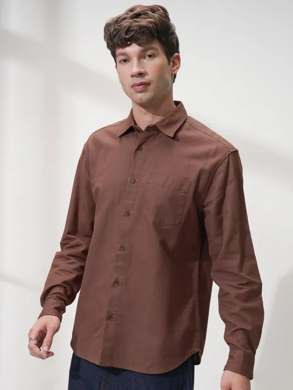 Highlander Men Brown Self Design Relaxed Fit Casual Shirt