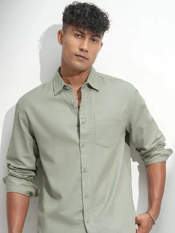 Highlander Men Olive Self Design Relaxed Fit Casual Shirt