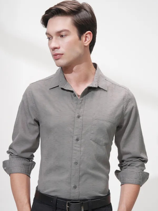 Highlander Men Grey Self Design Slim Fit Casual Shirt