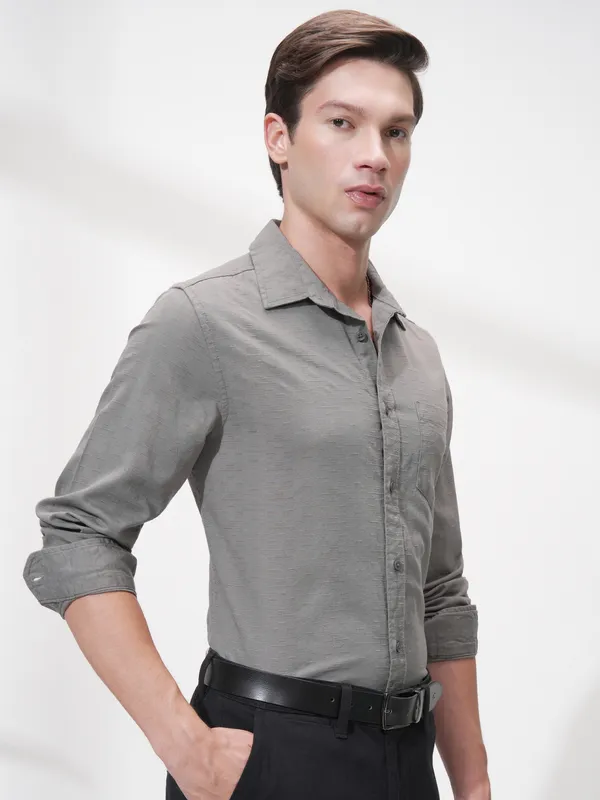 Highlander Men Grey Self Design Slim Fit Casual Shirt