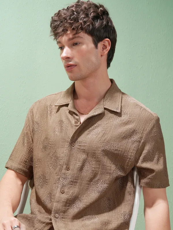 Highlander Men Tan Self Design Relaxed Fit Casual Shirt
