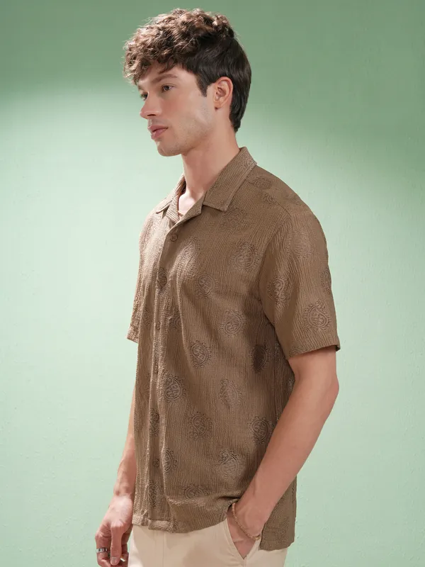 Highlander Men Tan Self Design Relaxed Fit Casual Shirt