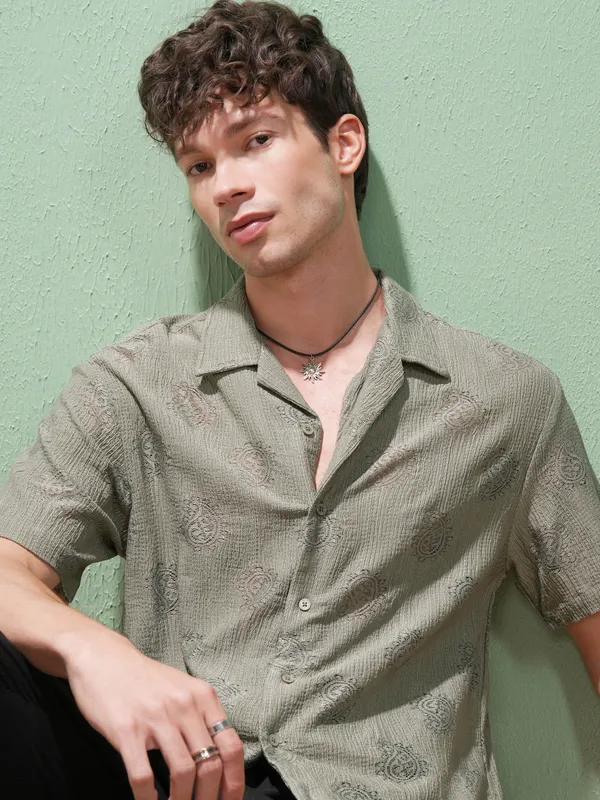 Highlander Men Green Self Design Relaxed Fit Casual Shirt