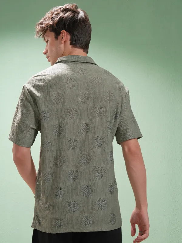 Highlander Men Green Self Design Relaxed Fit Casual Shirt