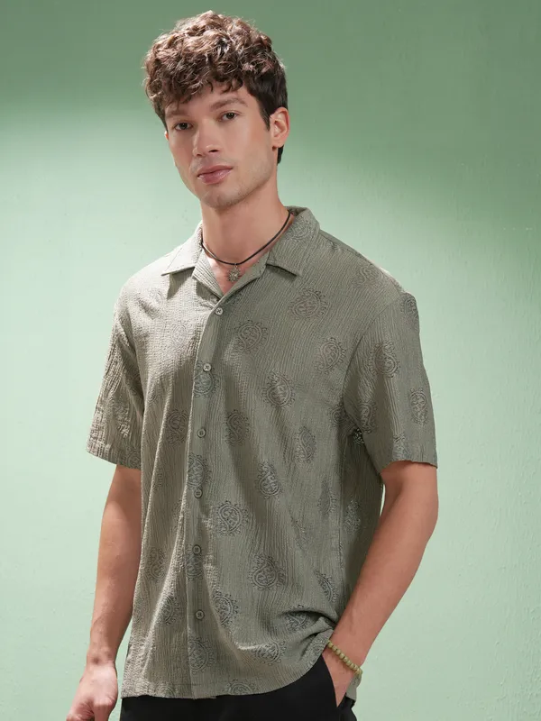 Highlander Men Green Self Design Relaxed Fit Casual Shirt