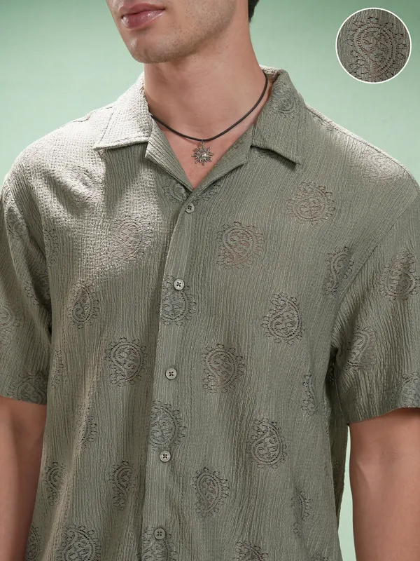 Highlander Men Green Self Design Relaxed Fit Casual Shirt