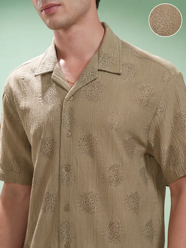 Highlander Men Khaki Self Design Relaxed Fit Casual Shirt
