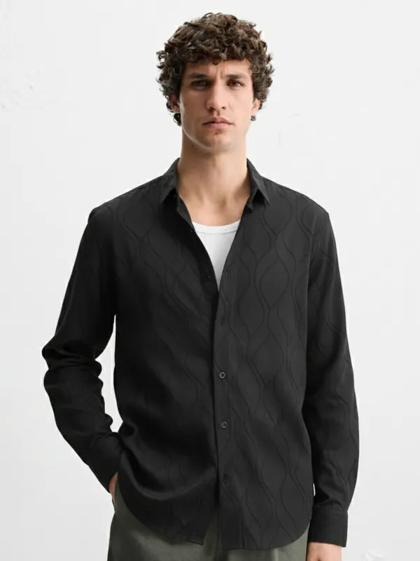 Highlander Men Black Self Design Slim Fit Casual Shirt