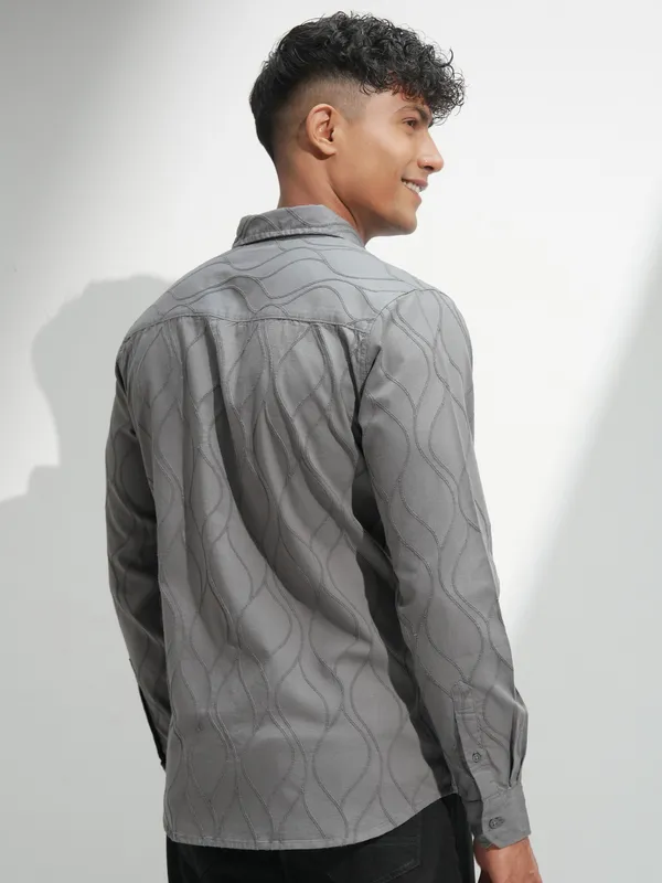 Highlander Men Grey Self Design Slim Fit Casual Shirt